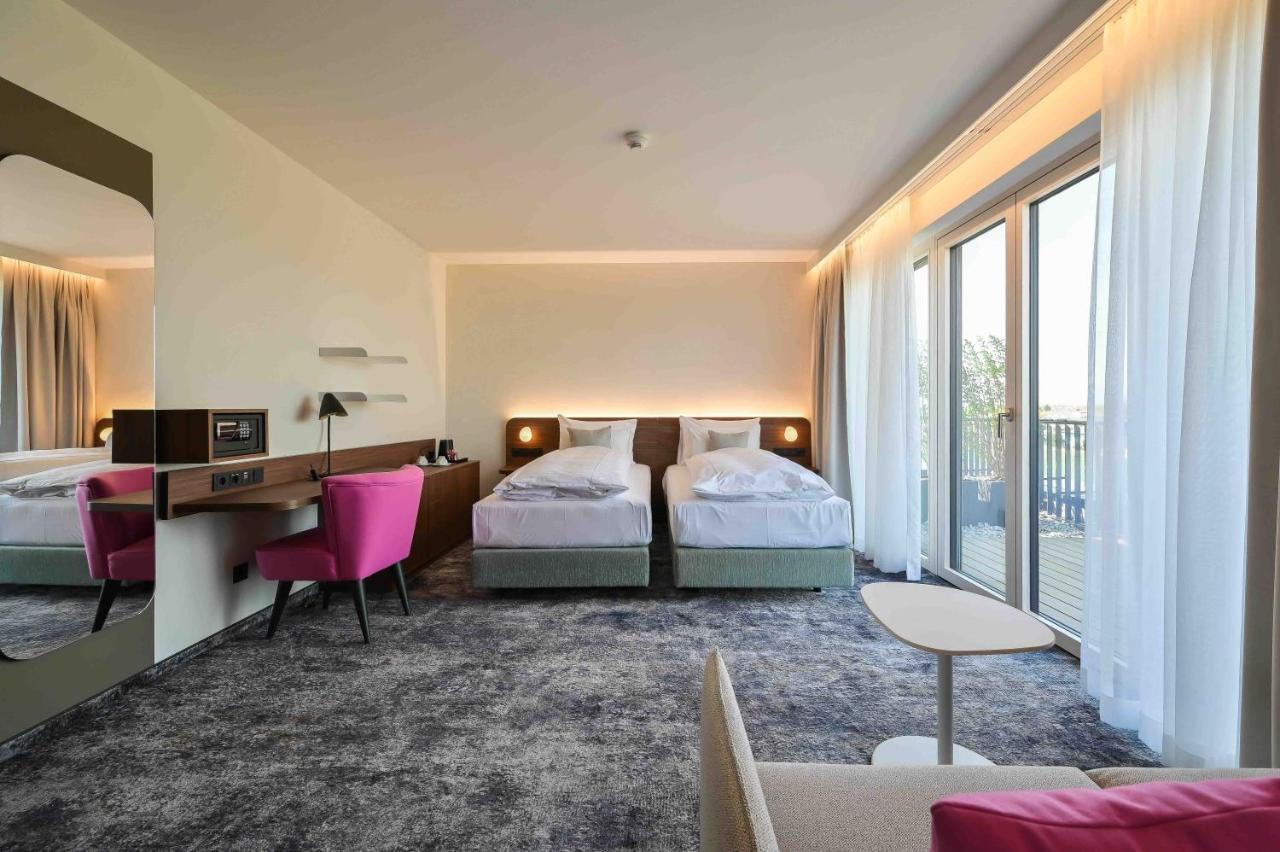 Hotel Le Parc Vídeňské Nové Město Exteriér fotografie