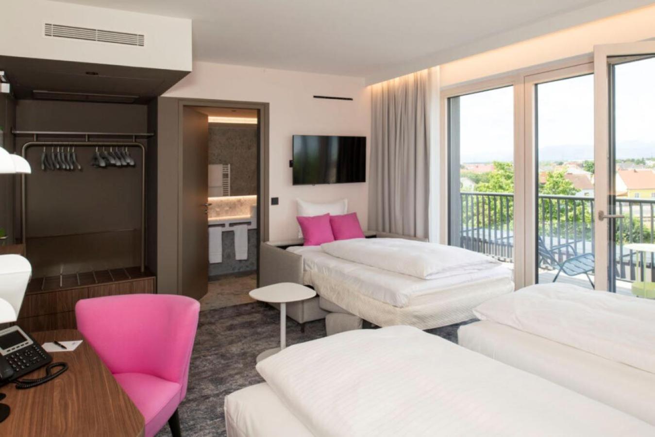 Hotel Le Parc Vídeňské Nové Město Exteriér fotografie