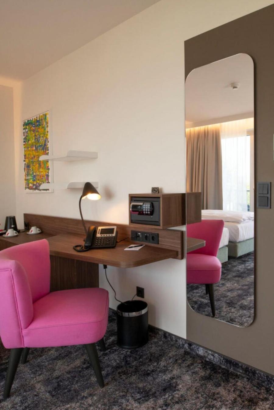 Hotel Le Parc Vídeňské Nové Město Exteriér fotografie